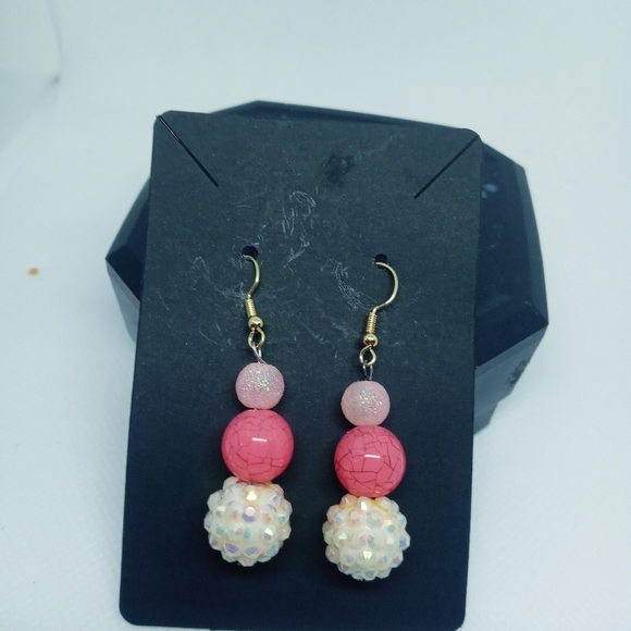 Dangle earrings - Picture 2 of 3